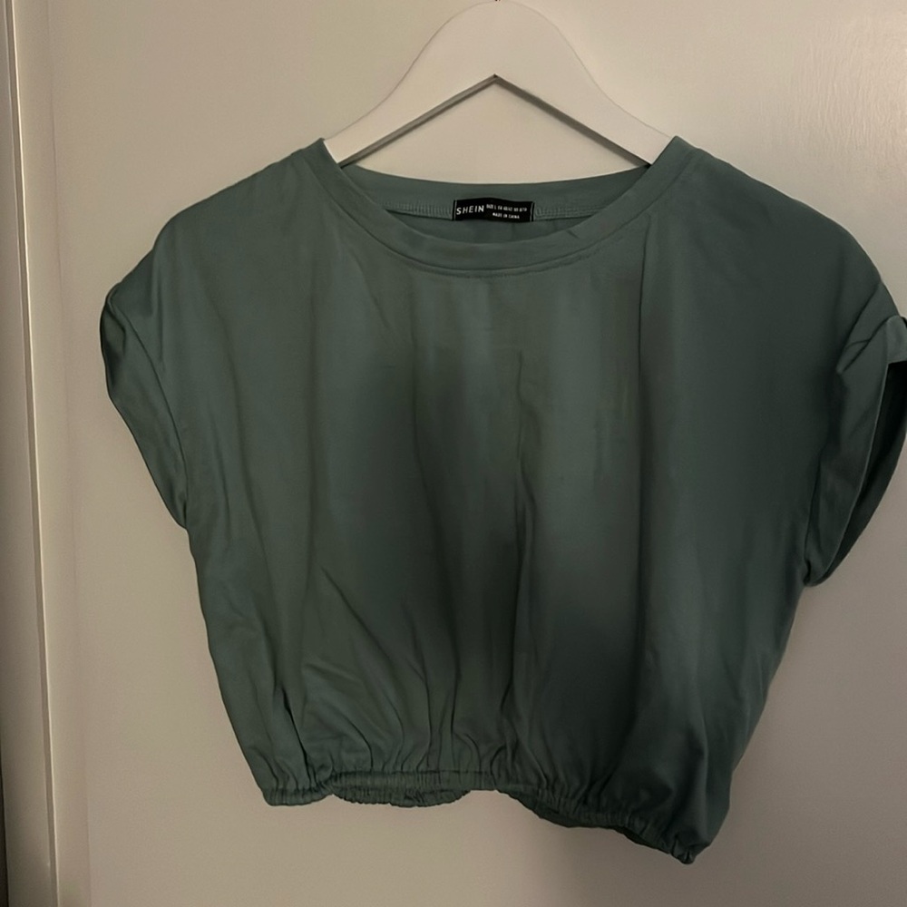 Cute crop top